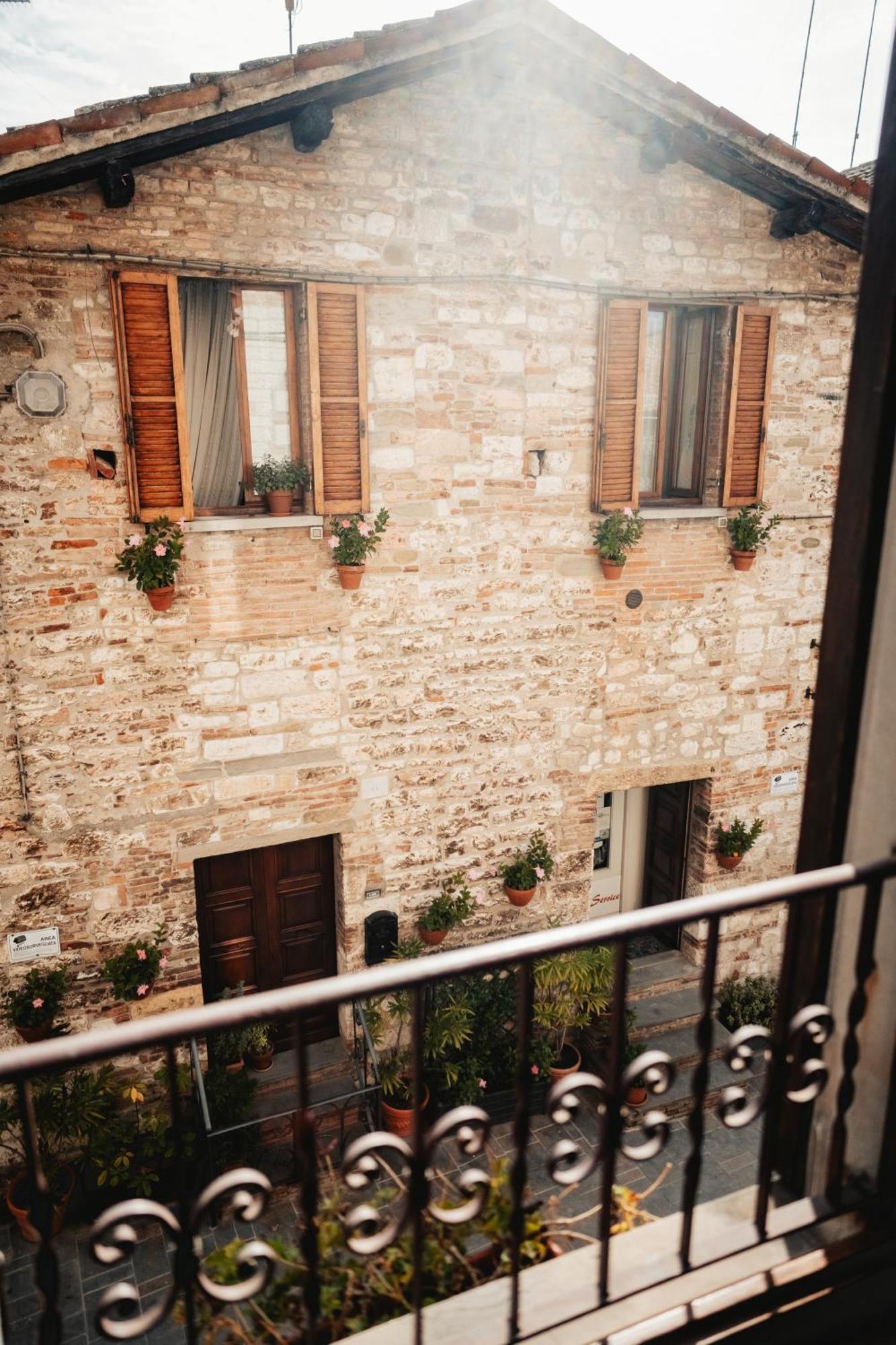 Locanda Del Duca Gubbio Luaran gambar